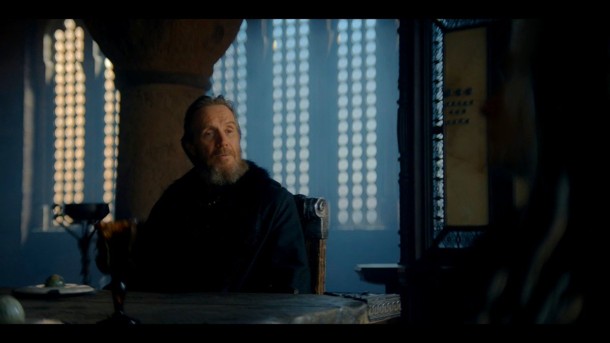 PortalASOIAF's tweet photo. Vamos falar a verdade? O conselho verde surrava o conselho capenga e incompetente da Rhaenyra, parece que ninguém ali sabe gerir nada. Cada cena do conselho preto é uma revirada de olho. #HouseoftheDragon https://t.co/IRsn1hGcij