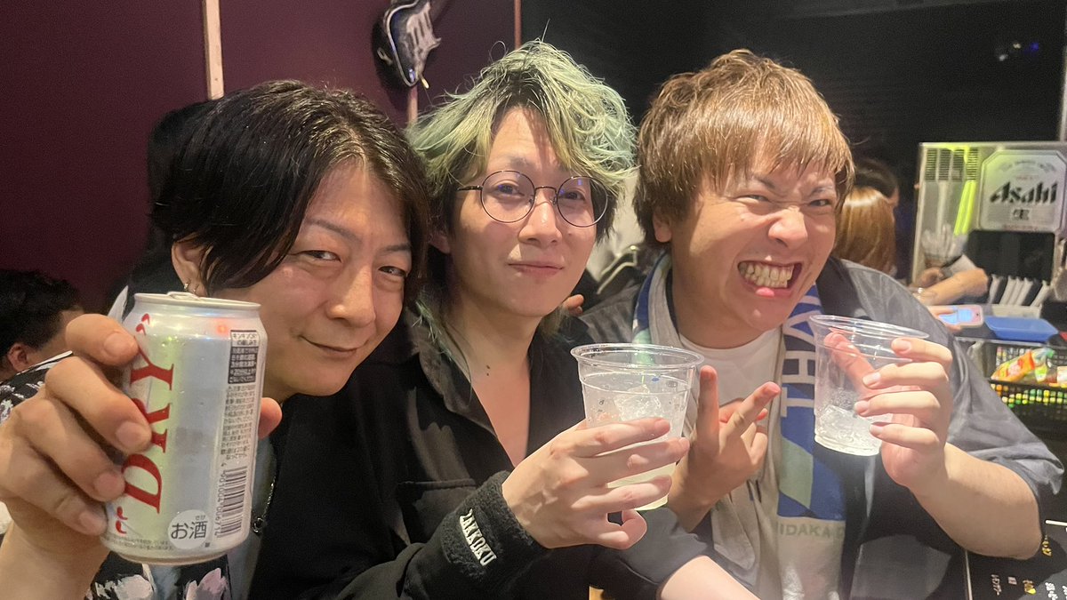 yamatoyuki77826's tweet photo. 遅れましたが💦8/2 clubSPOTにて【ぱるぷんて さんかいめ】無事終了致しました🙇‍♂️
STAFFさん＆お客さん＆演者さん‼️本当にありがとうございました‼️
それぞれのバンド観てて本当にタイプが違うので、最後まで楽しめたんじゃないでしょうか✨️
演奏中の写真等はまだ無いので💦アレですが… https://t.co/sBOVcDZw23