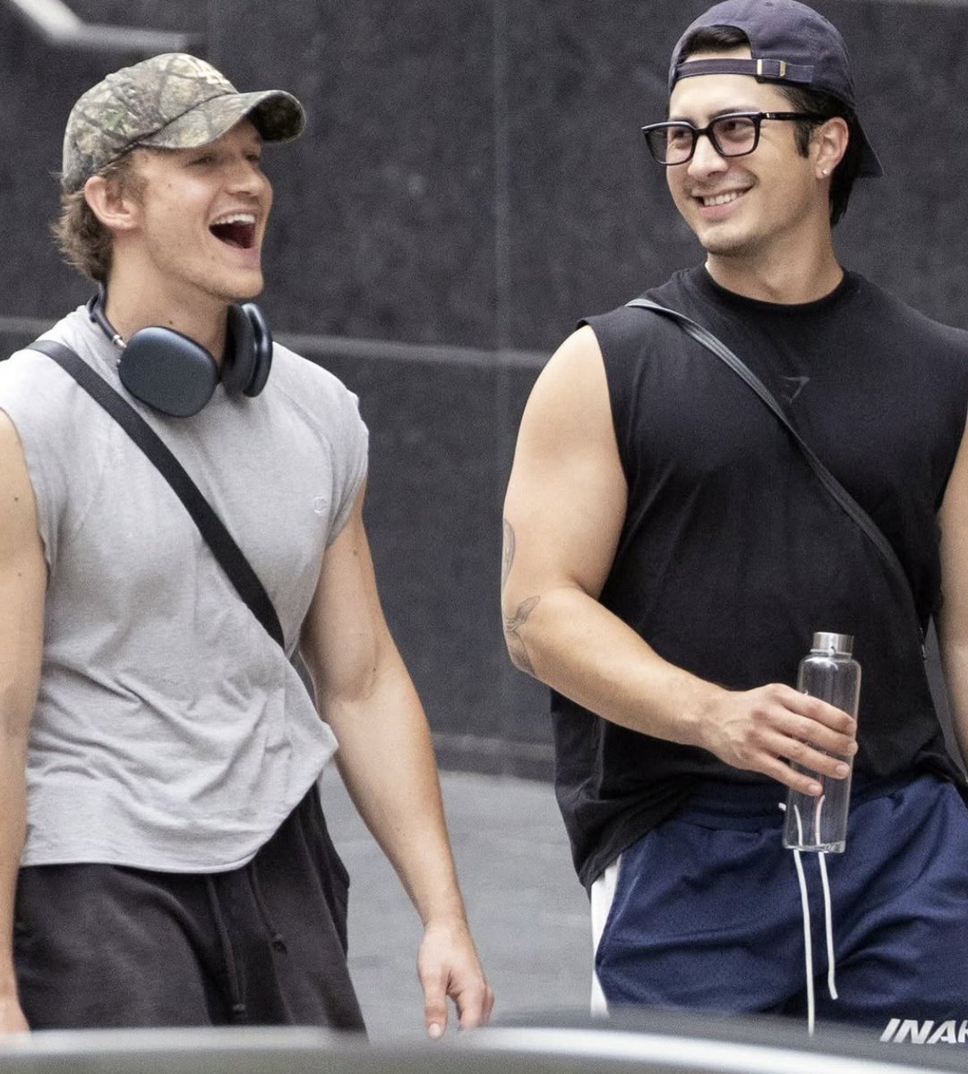 retjcent's tweet photo. idc i think its cute that hudson and connor are spending so much time together before filming starts again and toronto locals keep just thinking they are a couple. i love my actors with a smidge of rpf allegations https://t.co/xzwvUOLXw2