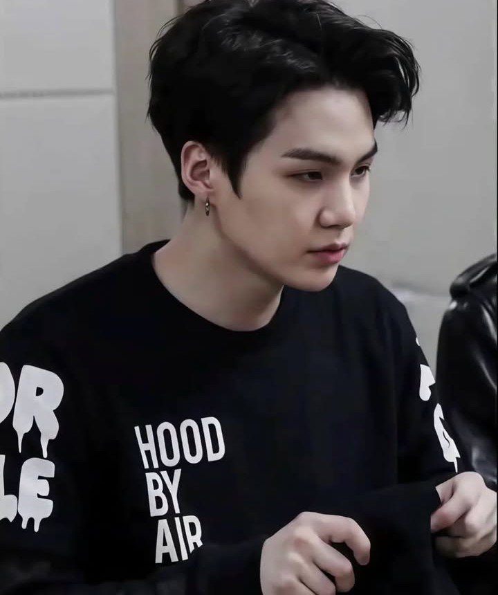 CharyUlloa's tweet photo. @juustyoongi Oh si ! 💜🥰 https://t.co/pYwZ21faeq