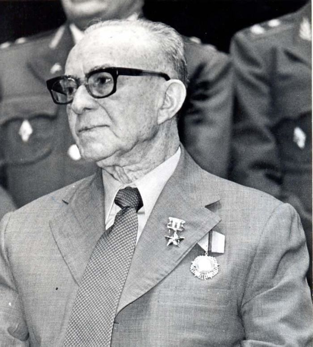 pycpim's tweet photo. On August 30, 1905 Comrade Fabio Grobart @ Antonio Blanco was born. He was a remarkable Marxist-Leninist revolutionary. His pivotal role in the 1959 Cuban Revolution, which toppled Fulgencio Batista and paved the way for Fidel Castro's ascent, will forever be remembered. #CPIM https://t.co/3eUoxAH8HM