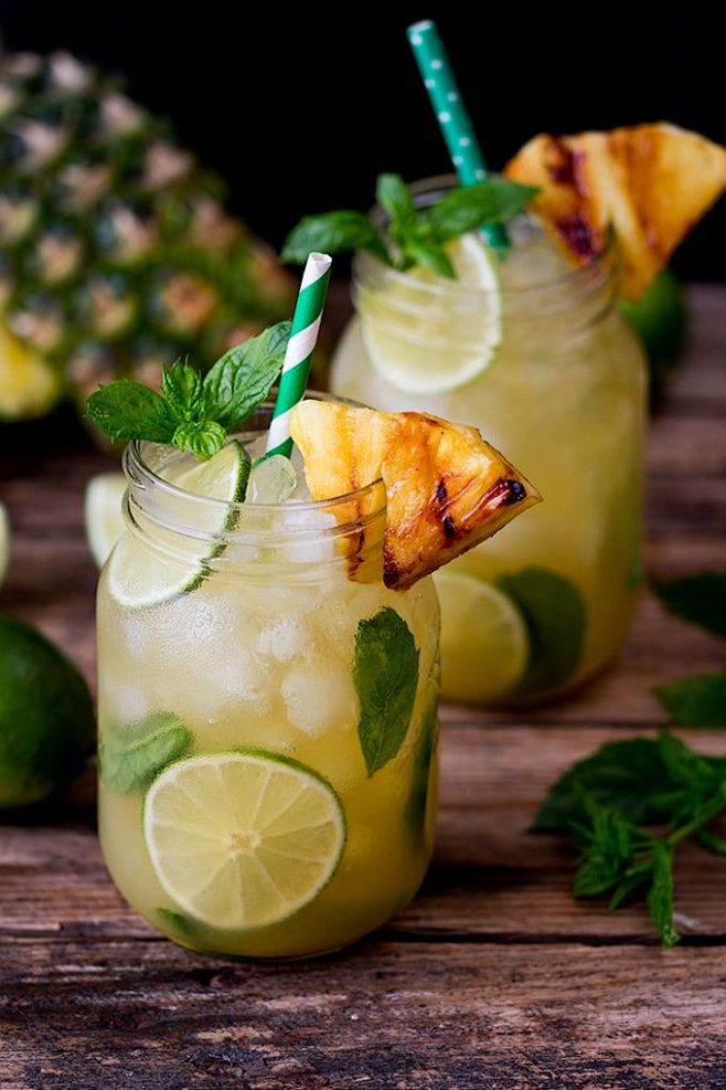 cigggodfrey's tweet photo. Quick pick-me-up: Blend iced mango + coconut water + a squeeze of lime, done in 5 mins! Perfect for hot days. https://t.co/bRpqWRDau8