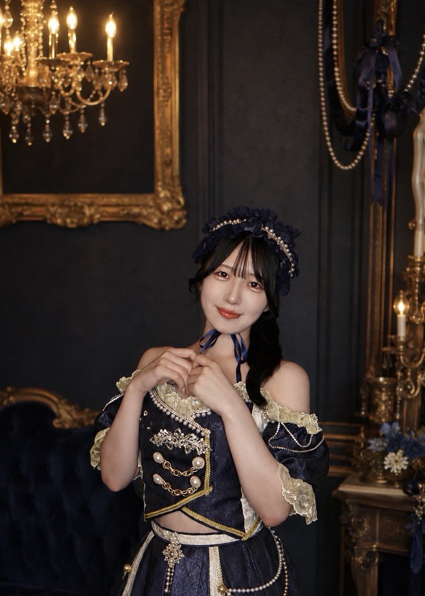 md_soiree's tweet photo. 🗝️

𝐌𝐚𝐢𝐬𝐨𝐧 𝐝𝐞 𝐒𝐨𝐢𝐫𝐞́𝐞
　　　　𝑴𝒆𝒎𝒃𝒆𝒓 𝑷𝒓𝒐𝒇𝒊𝒍𝒆

　　　　── 秘密の夜会へご招待 ── 

　　　　　　𝐍𝐚𝐦𝐞｜はなみ @87min 

シャンデリアが煌めく館で
皆さまのお越しをお待ちしております🌙

　　　　　　𓂃 𓈒𓏸 🗝️ 𓂃 𓈒𓏸

#MaisonDeSoirée #メゾンドソワレ
#歌舞伎町コンカフェ #コンカフェ #キャスト紹介