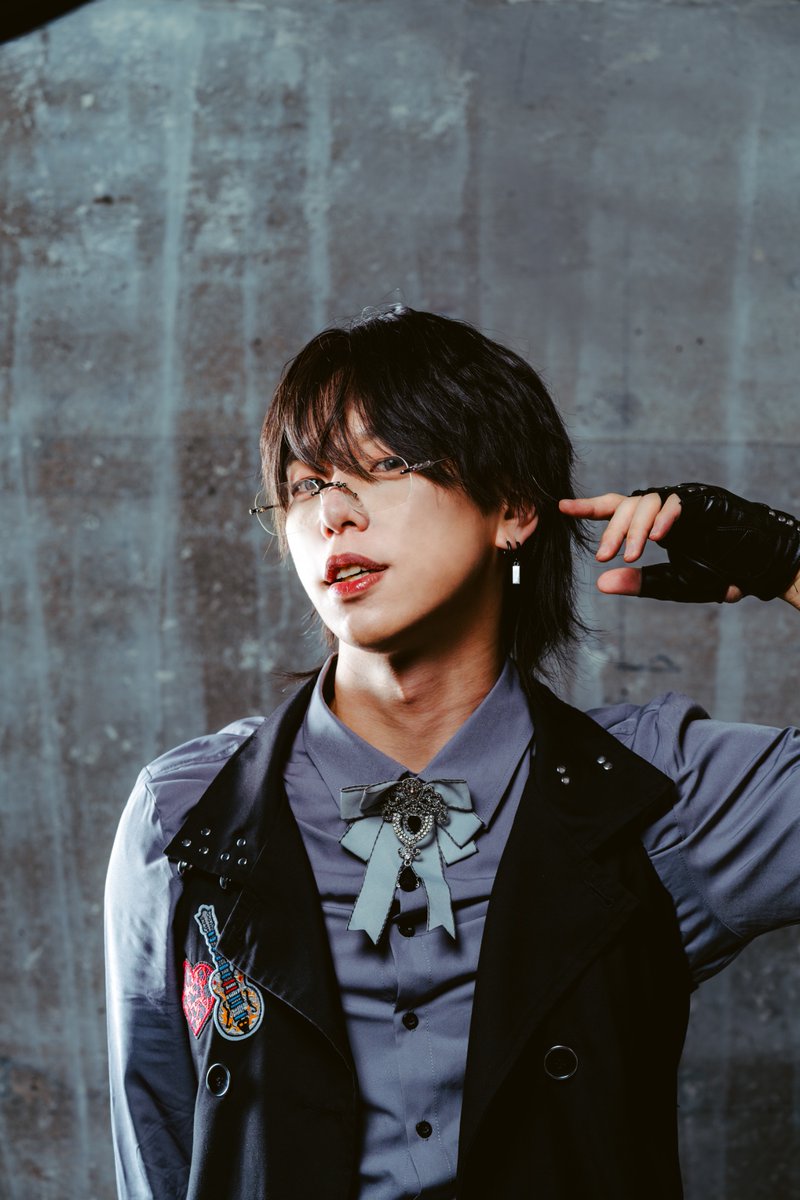 antsa_Ln's tweet photo. 🍷.· ⎯⎯⎯⎯⎯⎯⎯⎯⎯⎯⎯ .· 🦁

                  新アー写 公開

🦁.· ⎯⎯⎯⎯⎯⎯⎯⎯⎯⎯⎯ .·  🍷 https://t.co/pJgES3w68W