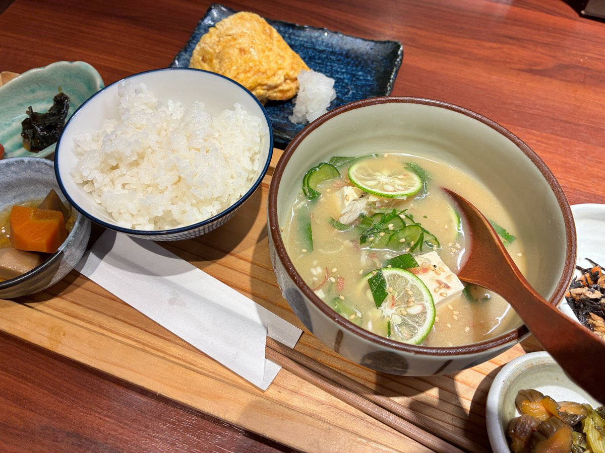 jinbochomap tweet picture