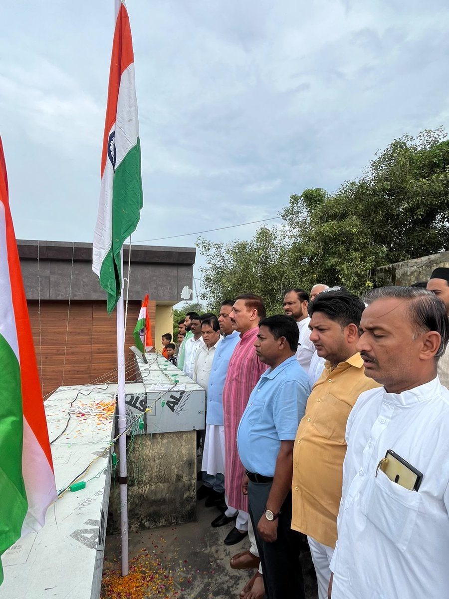 NagarBaghpat's tweet photo. आज दिनांक 15 अगस्त, 2026 को स्वतंत्रता दिवस को निकाय नगर पालिका परिषद बागपत द्वारा स्वन्त्रता दिवस मनाया गया है #sbm #sbm_up #sbm_urban #government#ʜᴀʀɢʜᴀʀᴛɪʀᴀɴɢᴀ #PLASTICTUNMULAN#aarambh8 .0 #sbmurban Swachh Uttar Pradesh - SBM, URBAN#swachhbharatata #pmnarendramodi https://t.co/znYYYf96wC
