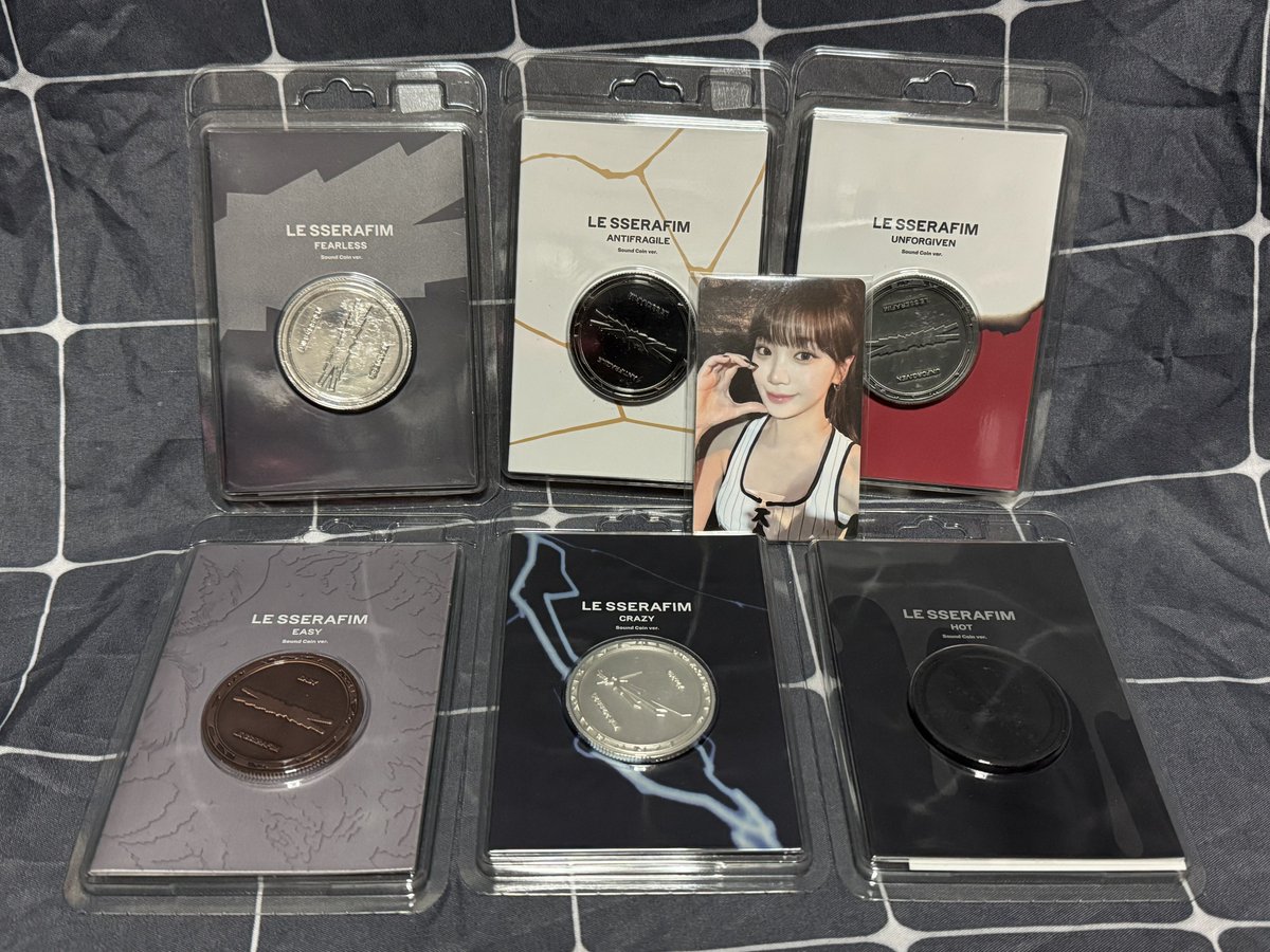 aumonsale's tweet photo. พร้อมส่งสุดๆๆ #ตลาดนัดlesserafim

SOUND COIN ALBUM เซท 6 บั้มของใหม่ไม่แกะ + เบเน Weverse ครบ 5 ใบยังไม่แกะซองเหมือนกันน 💸 1950 รวมส่งลทบ

EASY CRAZY HOT DC + เบเน Weverse ของใหม่ในซีล มีตำหนิกล่องบุบตามรูป 3 💸 1200 รวมส่งลทบ

แพคคู่ 3100 รวมส่ง EMS 💸💸

สนใจเฟบก่อนเดมนะคะ https://t.co/ywGbVuJyZ1
