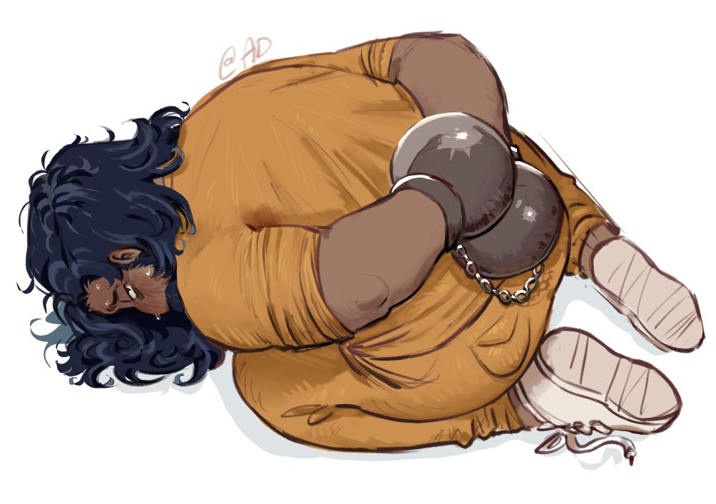 AngelDrawsThing's tweet photo. Magma doodle of my evil #dnd oc https://t.co/tHge4yoI8O