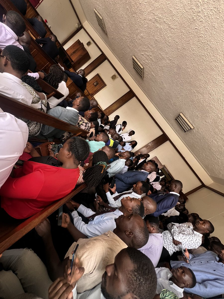 MalayikaU40173's tweet photo. Yesterday, we exchanged our wards for a courtroom, standing shoulder to shoulder with our colleagues during their bail hearing. Their fight is bigger than individuals—it's about protecting the future of healthcare and the doctors who keep it alive.@Alahai256 @NewtonAllan6 https://t.co/ulpOaTHeZZ
