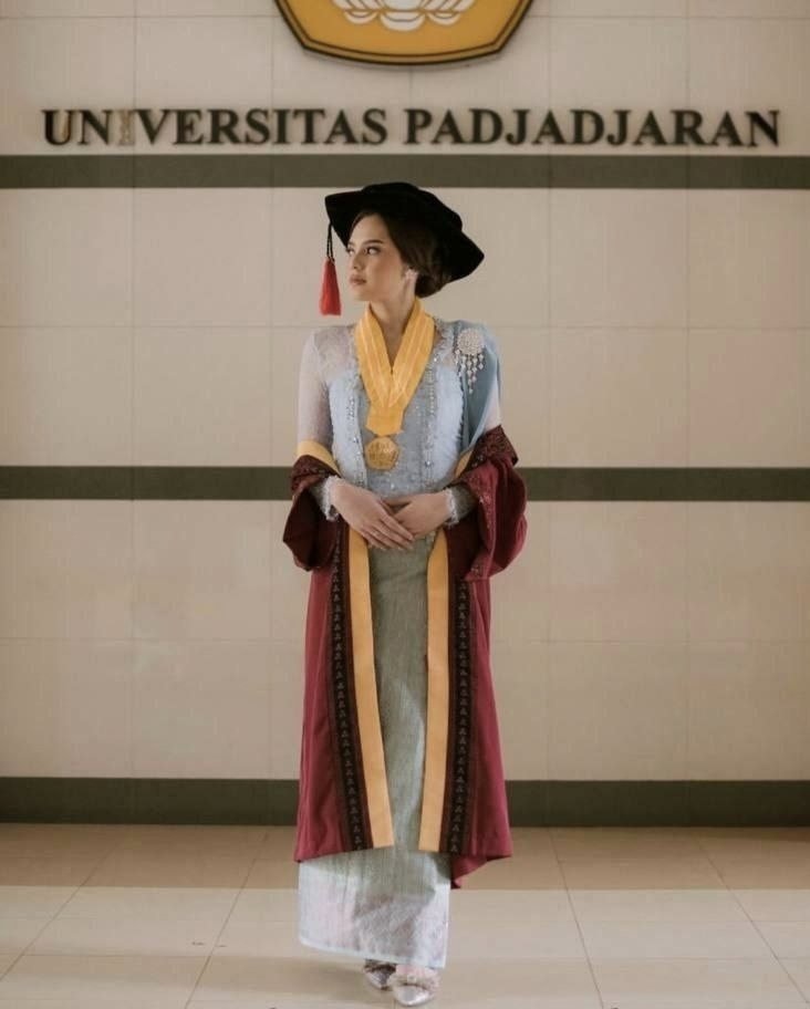 TerabosCn's tweet photo. Jeslyn update
https://t.co/b9Krrn0wIT

Nayla unpad
https://t.co/ux7zezmxrl https://t.co/ytp0mhF9qh