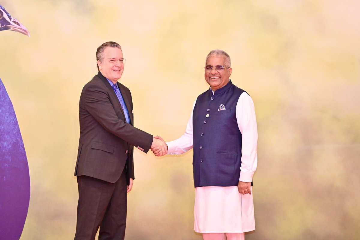 byadavbjp's tweet photo. Under the #IndiaBRICSChairship, welcomed Hon’ble Ministers and delegates from BRICS Member Countries during the 12th BRICS Environment Ministers’ Meeting. 

We look forward to further strengthening cooperation and engage in a meaningful manner for positive outcomes for the Environment Working Group.

@BRICSIndia2026