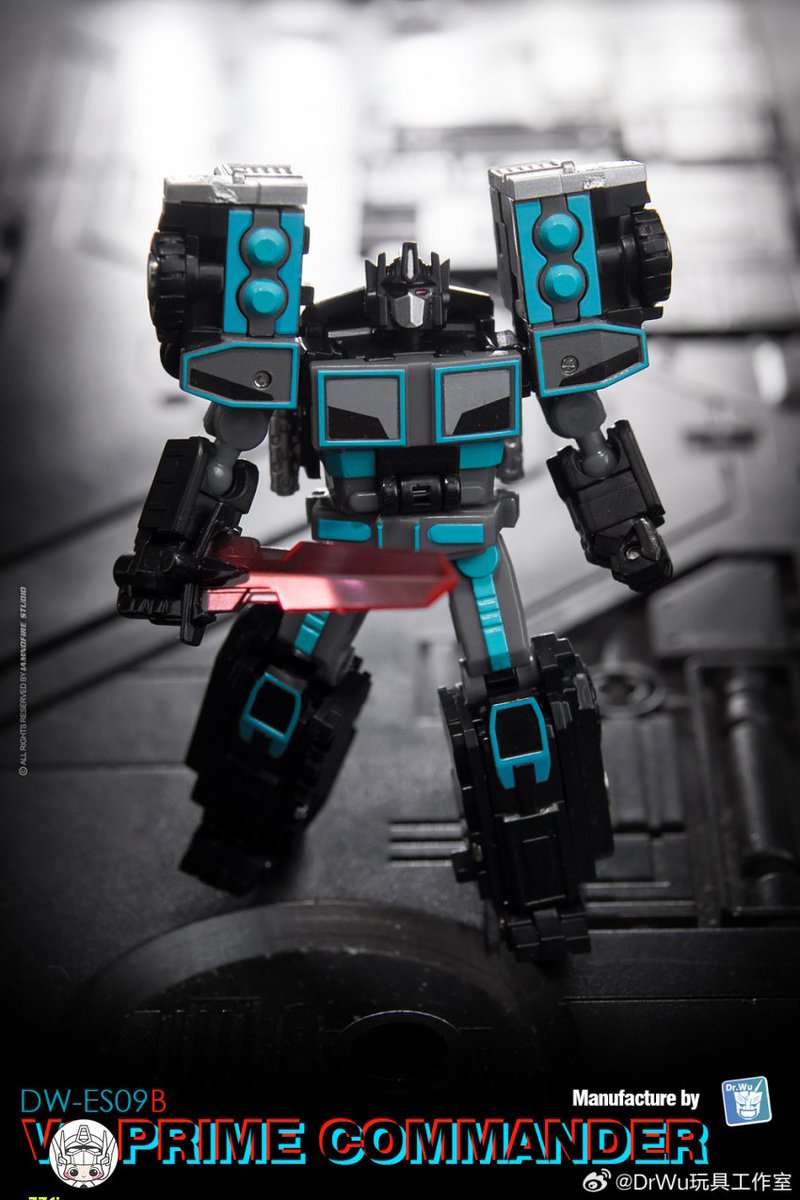 77figure's tweet photo. [予約商品] Dr.Wu DW-ES09B V2 プライムコマンダー ブラックVer.
素材：ABS
全高：約6cm / 2.36"
全額未定
--------
👇詳細・アップデートのリンク👇
https://t.co/U6orXuXwB1

#DrWu #DWES09B #V2 #プライムコマンダー #ブラックVer. #変形ロボット #サードパーティTF #TF非正規 https://t.co/jX3rURBeAP