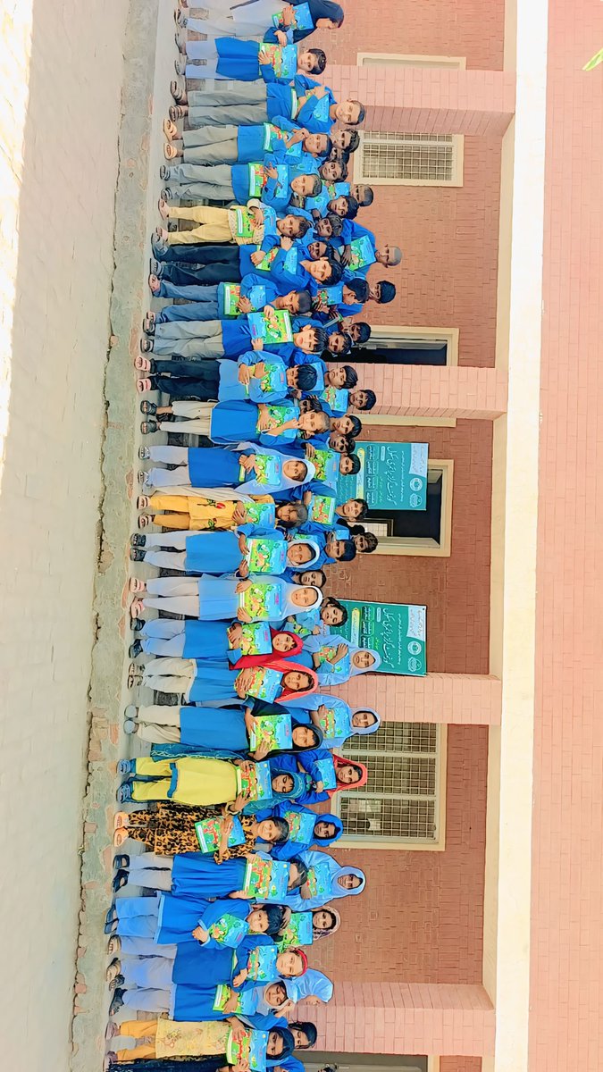 SHaRjEeLJiLlAn1's tweet photo. تعلیم ایک ایسی سرمایہ کاری ہے جس کا منافع نسلوں تک پہنچتا ہے۔ ہر بچے کو معیاری تعلیم کی فراہمی ہماری مشترکہ ذمہ داری ہے۔
#مریم_کےپنجاب_کاوزیرتعلیم https://t.co/2Jgz6ZAIUc