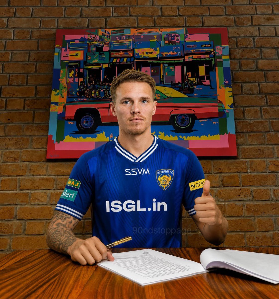 90ndstoppage's tweet photo. Chennaiyin FC have agreed a deal with Lee Erwin! 🔵 #90ndstoppage 

32yo Scottish striker is all set to play his trade for the Marina Machans in the coming season. 👹

Key addition for Coach Miranda. 🗝️ https://t.co/cYuuMLYW0S