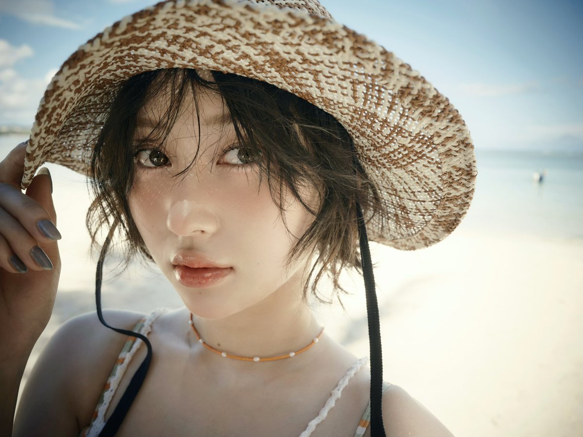 _manaka_shida_'s tweet photo. 2nd写真集『MORE』🩵
初回限定版の表紙🌴🫧

グアムで撮影した
お気に入りの一枚です🤍

初回限定版の受付は
8月23日(日)までです✨
https://t.co/USm4OEzzgG https://t.co/X26Z53Sm91