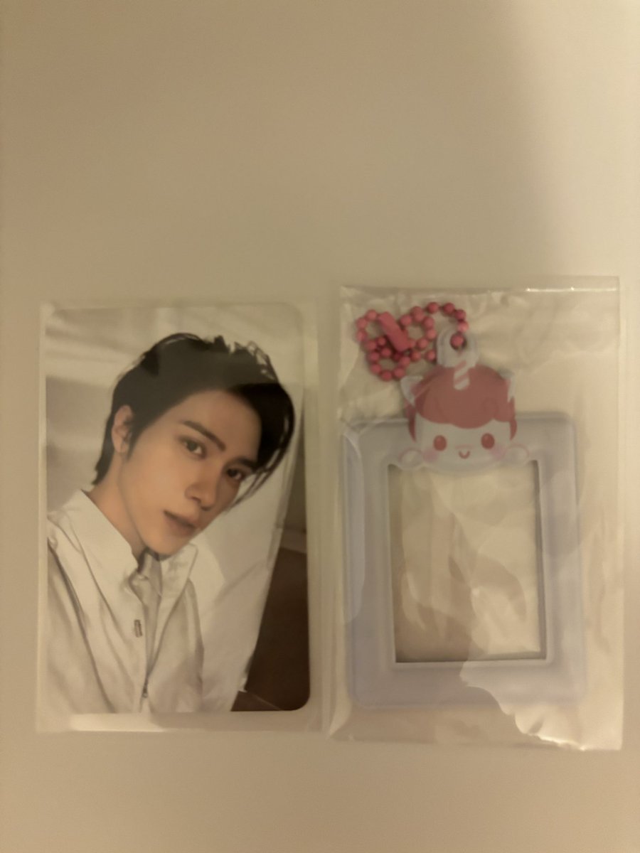 ponsu413's tweet photo. NCT 10周年 NEO GROUND ポップアップ  交換
NCT127 NCTDREAM WayV NCTWISH

【譲】画像　ヘンドリー

【求】同種　ヘチャン

郵送交換

お気軽にお声掛けください https://t.co/Kc50s9vNlC
