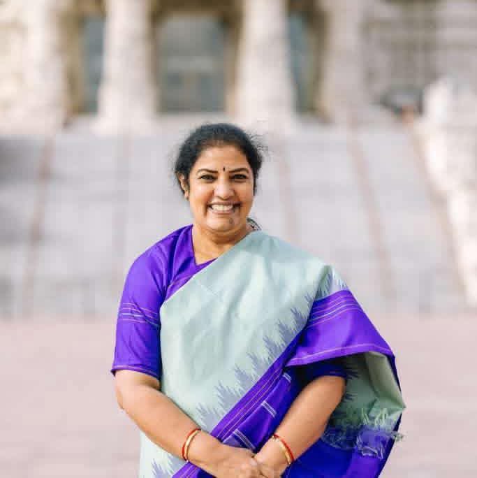 NLaleppa's tweet photo. బీజేపీ జాతీయ ఉపాధ్యక్షురాలిగా ఎన్నికైన శ్రీమతి దగ్గుబాటి పురందేశ్వరి గారికి హృదయపూర్వక శుభాకాంక్షలు 💐

దేశ సేవలో మీ నాయకత్వం మరింత విజయవంతం కావాలని, భారతీయ జనతా పార్టీ బలోపేతానికి మీ సేవలు మరింత దోహదపడాలని మనస్ఫూర్తిగా ఆకాంక్షిస్తున్నాను.

#DaggubatiPurandeswari చిన్నమ్మ #BJP https://t.co/4csE9yq9tR
