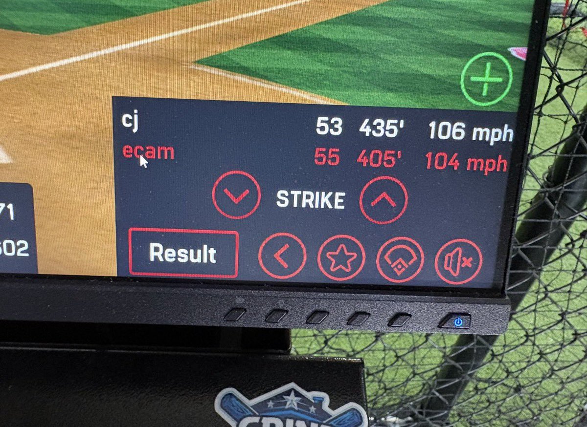 CalebJ2027's tweet photo. Had a great day of drills and swings with @subzeroethan with the new Proline Balls https://t.co/Wk2ZMENjXs