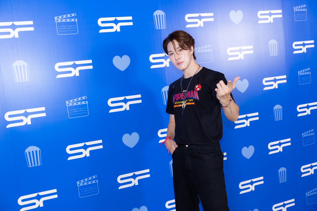 WeLoveSF's tweet photo. 🕷🕸ป่วนเกินเบอร์! ไปกับแก๊งอันตราย
พบกับ NANI, PREM, NEONA, PAODY
ในรอบพิเศษ #SFFriendsScreening 
Spider-Man: Brand New Day
ที่ SFW เซ็นทรัล��วิลด์ โรงภาพยนตร์ WORLD MAX CINEMA

📸ผู้โชคดีสามารถดาวน์โหลดภาพ GROUP PHOTO ได้ตั้งแต่วันนี้ - 24 ส.ค. 69
คลิกดาวน์โหลดภาพที่ 👉 https://t.co/QoBqxMEgVF

นโยบายข้อมูลส่วนบุคคลเพื่อการประชาสัมพันธ์
��องบริษัท ฯ 👉 https://t.co/0r6bllYIvm

เงื่อนไขเป็นไปตามที่บริษัทฯ กำหนด

NANINEONA PREMPAODY X SPIDEY
#hirunkit_ #prem_space #NEONA #PAODY
#SFxNaniNeona #SFxPremPaody
#SFxSpiderman
#ดูSpidermanที่SF
#SFgenCinema
#SFcinema 🍿❤