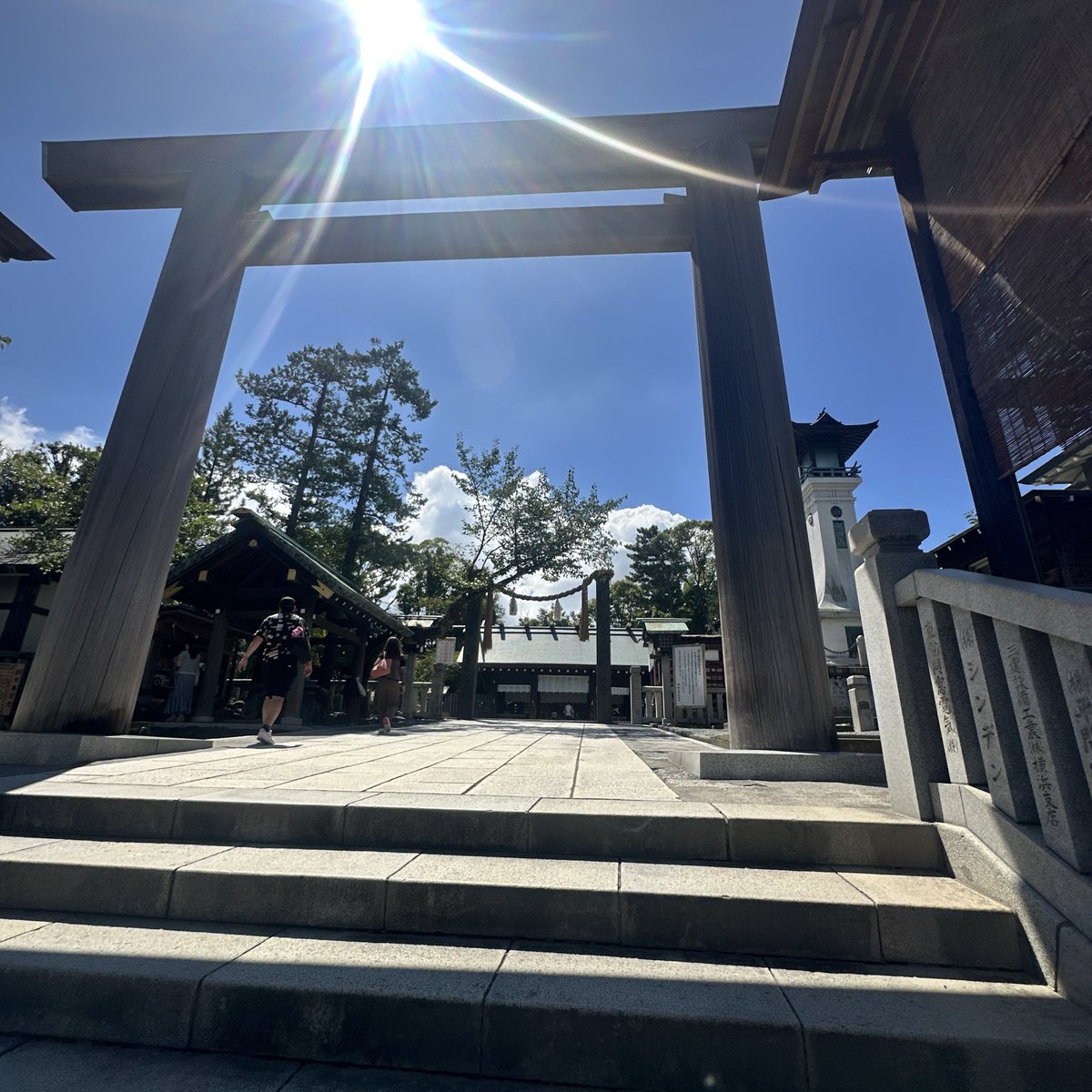IronChop's tweet photo. ちょっと、横浜まで。
関帝誕を見たり、関東のお伊勢さまへ行ったりと。 https://t.co/JSLwEGdRnX