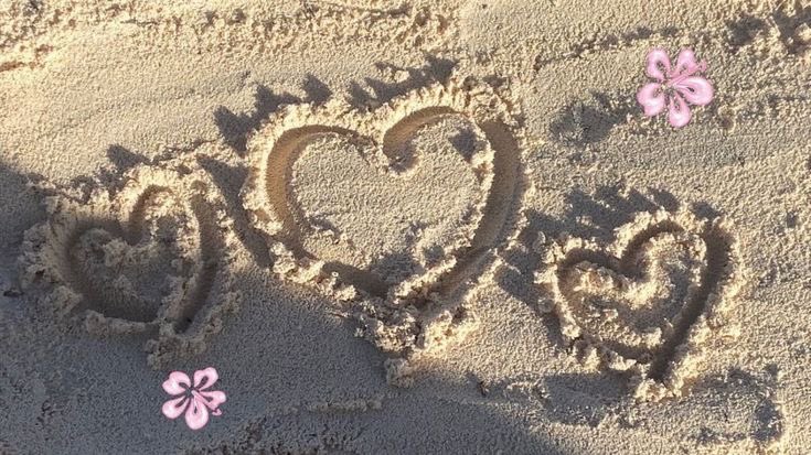 heartipink tweet picture