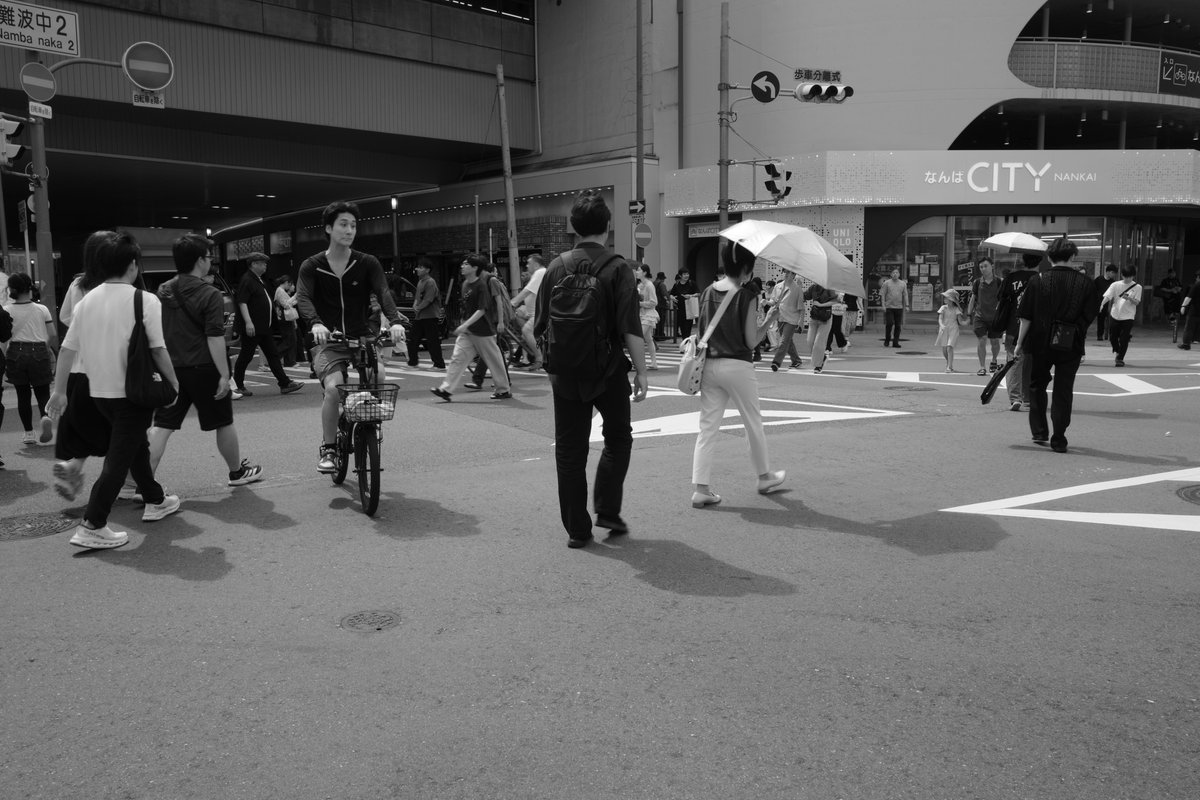 mike0613's tweet photo. #街撮り
#RICOH
#GRIV
#Monochrome
#大阪 https://t.co/JyE6TgMwvz