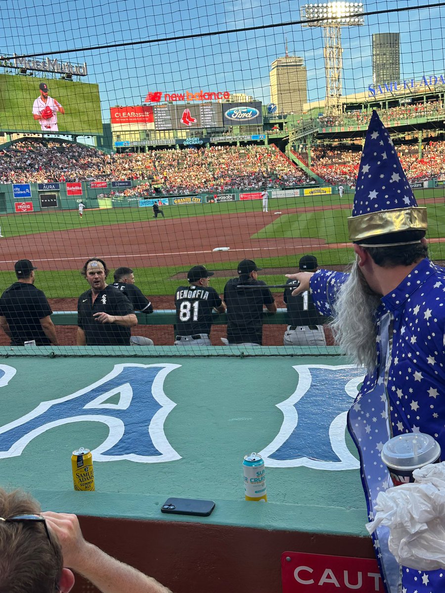 SouthSideSox613's tweet photo. @barstoolWSD @MrDelicious13 @mvasil17 https://t.co/2kEEmWBDVx