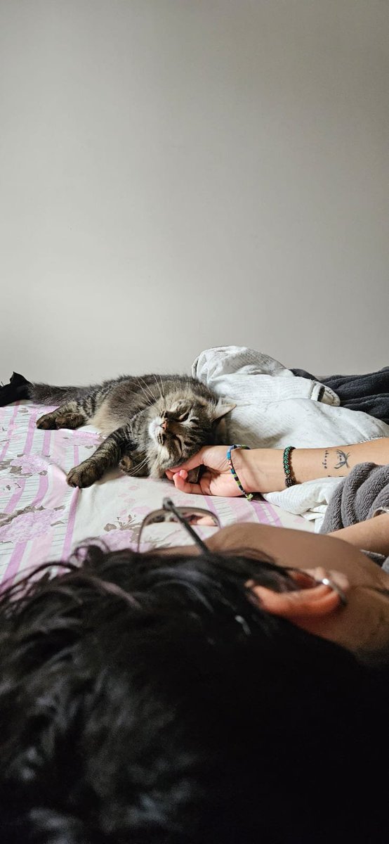 _eusoueuuai's tweet photo. Fotos que eu amo de quem eu amo https://t.co/Da21go6dnA