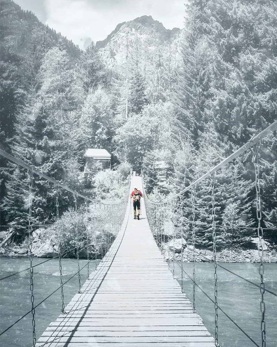 zlaatan9's tweet photo. Winter or summer version? Now that I’ve canceled all travel plans for this month and next, and lost my Himachal photos from last winter to a hard drive crash, here’s what I do with Photoshop. Hope you have a great weekend. https://t.co/mYwLnfF8Cm