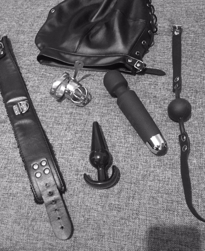 MPriscilla32357's tweet photo. Make sure your tools are Intact always... sissy girly https://t.co/tmf0y4g3wL