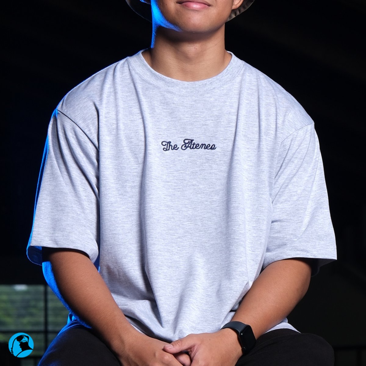 GetBlued's tweet photo. ๐๐ก๐ ๐๐ญ๐๐ง๐๐จ & ๐๐๐๐ฆ ๐๐ญ๐๐ง๐๐จ ๐๐ซ๐๐ฆ๐ข๐ฎ๐ฆ ๐๐ก๐ข๐ซ๐ญ ๐๐จ๐ฅ๐ฅ๐๐๐ญ๐ข๐จ๐ง๐ฌ are hereโ classic and made for every Blue Eagle who always carries the spirit. ๐ฆ
Want it ASAP? Chat with us on FB or IG for same-day delivery.
#GetBlued #TheAteneo #TeamAteneo https://t.co/bNhTBoe42u