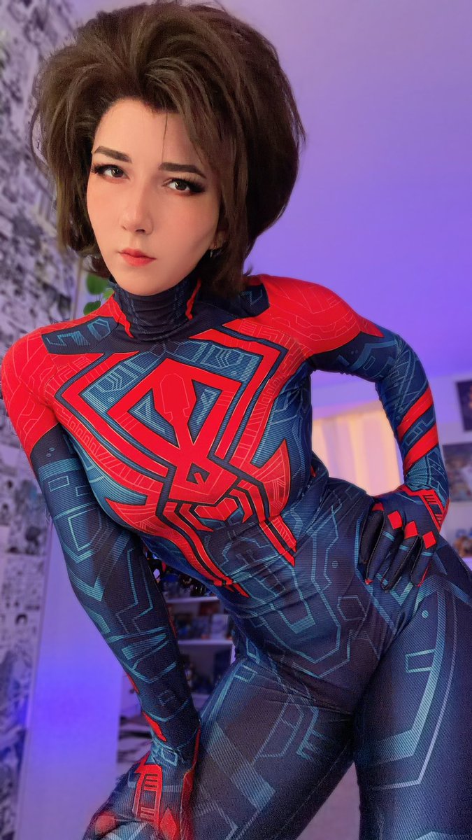 kemlewds's tweet photo. Spider-ma’am 2099 ❤️🕷️ https://t.co/8HmKEmyilu