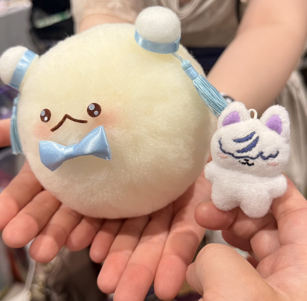 rabbity1491's tweet photo. 場內遇到巨大毛靈超興奮🥰 https://t.co/XCKwdgZbNG
