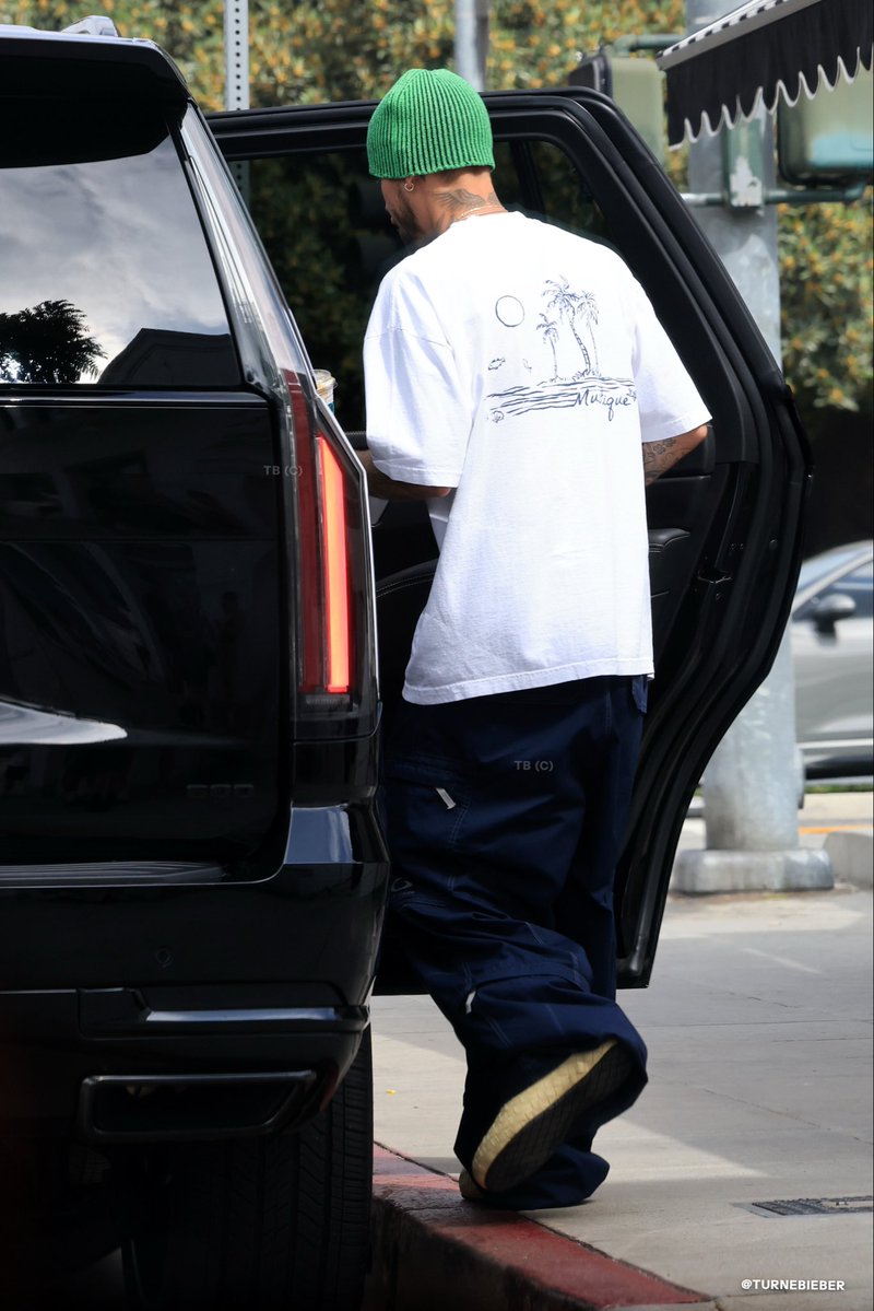 biebsmidias's tweet photo. https://t.co/0lKGGlM8MA