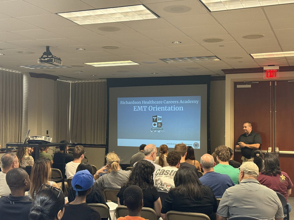 RISD_CTE's tweet photo. Great EMT Parent meeting, our students and families got to meet our @UT_Dallas EMT Coordinator and learn all about what lies ahead this year #NEXTSHIFT #RISDDREAMON https://t.co/YXFaXU3zuc