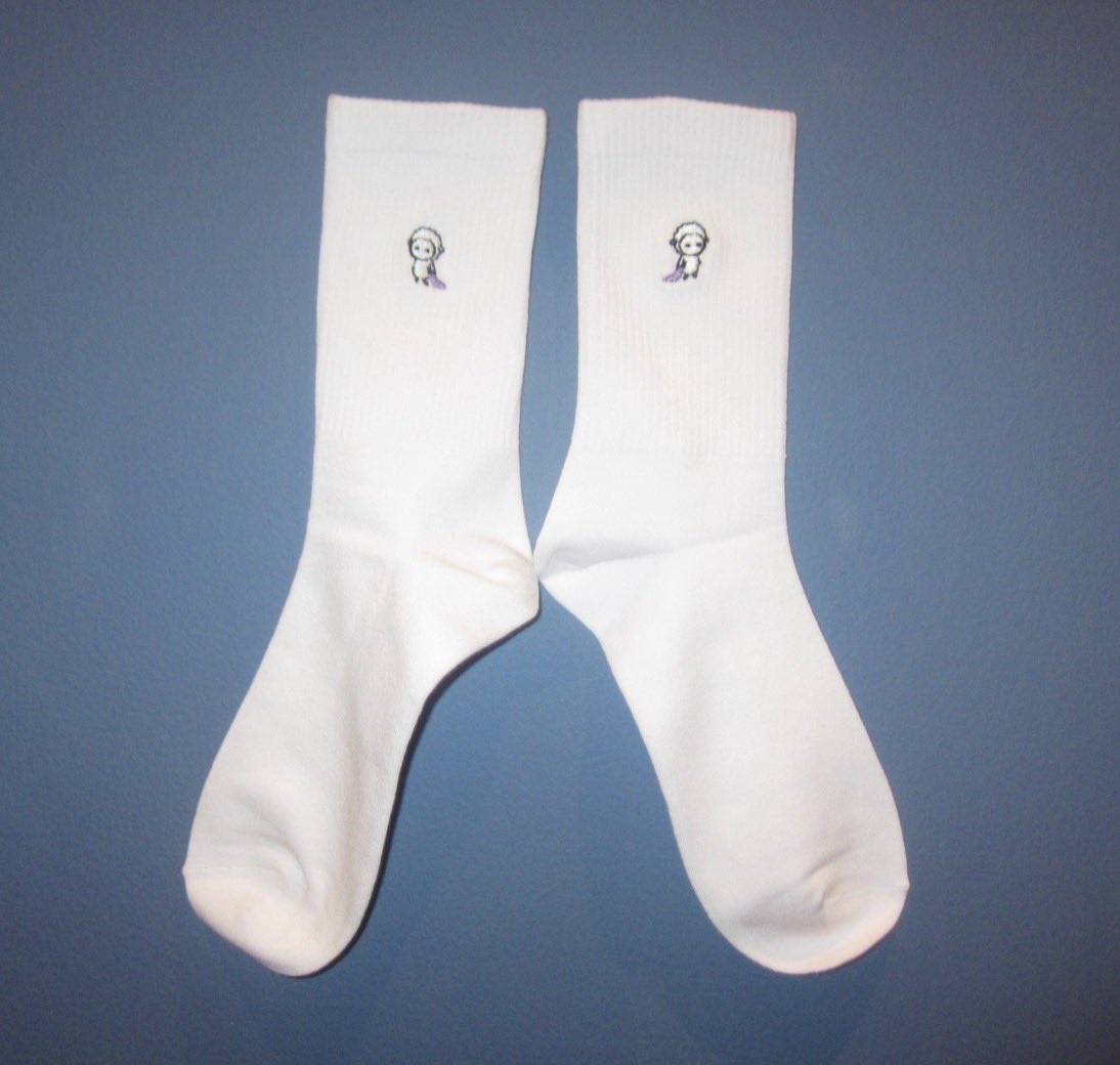 BrandySenki's tweet photo. 蓮月 弾き語りTOUR 2026  MERCH💤🐏

- Tiny sheep socks
COLOR : WHITE

本日20:00より事前販売がスタート🧦
https://t.co/HOrAf60qGf

🎨Toshifumi Kiuchi

#brandysenki #merch https://t.co/pP6VfqyzpO