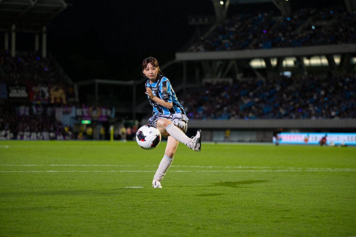 frontale_staff tweet picture