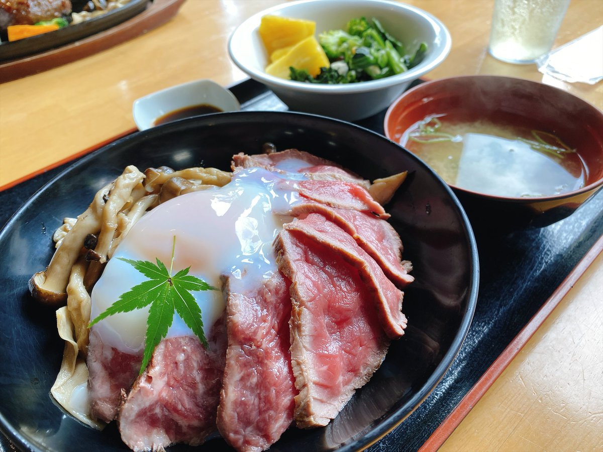 Mist_Morgan_'s tweet photo. 楽しく、美味しく、そして美味しかったです✈️🧸 https://t.co/3XRVs4TkT4