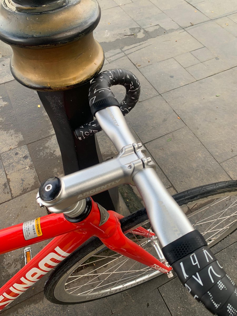 efgnanda's tweet photo. WTS SNM 100 2021 HARGA DM
#FNFJB https://t.co/bQkC2K4yAL