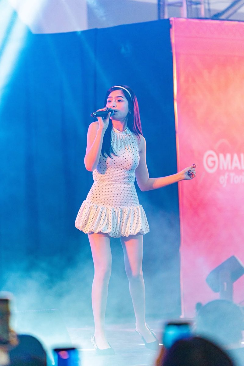 chootiealx's tweet photo. pretty so muchieee 💌

#alexailacad | @alexailacad https://t.co/9fb8hQJoad