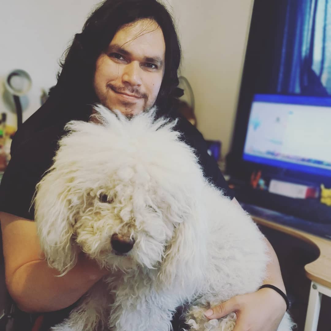 Angel_2Torres's tweet photo. Hace días soñe con mi gordita Molly defendiendo a Mora 🩵 extraño un montón a mi puerquita (fotos de hace como 3-4 años) https://t.co/9O0VoTLaVG