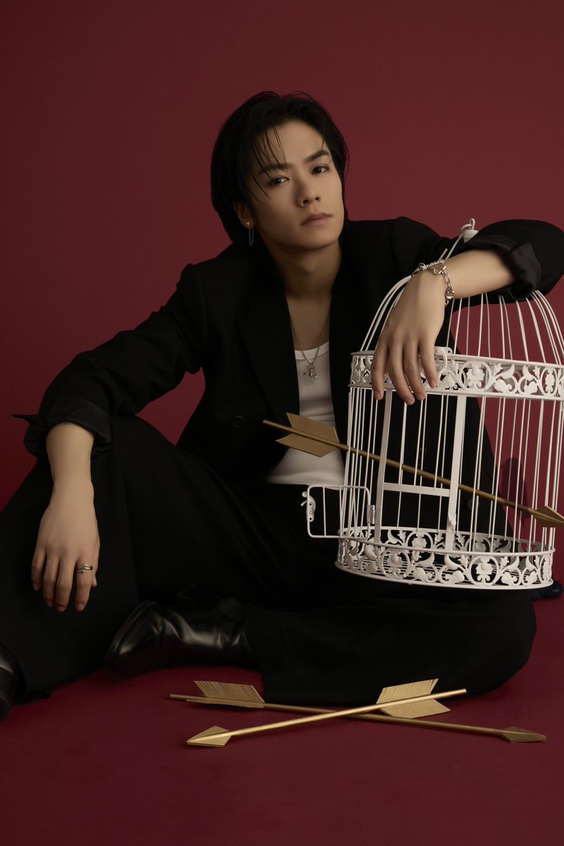 therampagefext's tweet photo. #川村壱馬 プロデュースブランド #AUREA. 
新アクセサリーコレクション“Struck Collection”が登場🏹

矢がハートを射抜く、その一瞬。
前作の研ぎ澄まされた世界観から、やさしく心に寄り添う佇まいへ。
アイコニックなモチーフに凛とした力強さを宿したアクセサリーコレクションです✨

矢や鳥などのアイコニックなモチーフに、
凛とした力強さを宿したアクセサリーコレクション💎

前作に引き続き、デザインだけでなく素材選びにもこだわり、
快適な着用感と美しさを追求した、Stainless LineとSilver925 Lineの2ラインを展開。

本日より先行販売スタート📣

詳細はぜひ公式HPをご覧ください🪽
https://t.co/gSyPzuB161

🗓️先行販売期間
2026年8月18日(火)12:00~8月25日(火)23:59

🗓️一般発売日
2026年11月予定

@AUREA__jp
@sncrmpg_kk