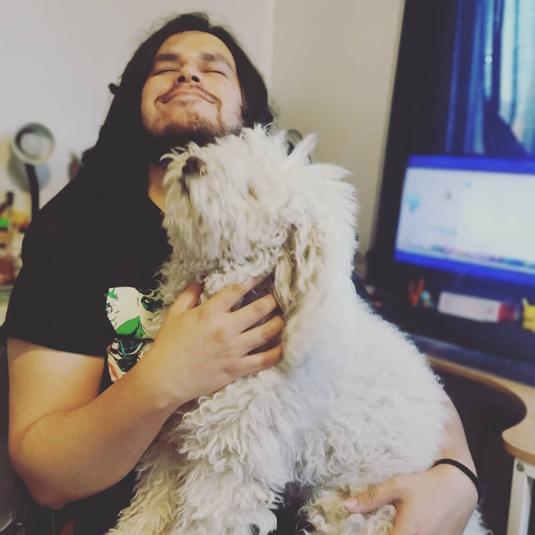 Angel_2Torres's tweet photo. Hace días soñe con mi gordita Molly defendiendo a Mora 🩵 extraño un montón a mi puerquita (fotos de hace como 3-4 años) https://t.co/9O0VoTLaVG