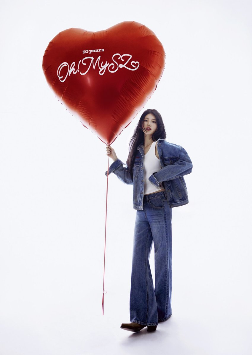 shuzkay's tweet photo. 260818 GUESS 게스
 
GUESS KOREA will release a ‘special project’ and campaign to commemorate the 10th anniversary with brand muse SUZY. 

Special edition ‘OH MY SZ’ graphic denim jacket for SUZY will also be released, a tribute made to celebrate GUESS x SUZY. 

#SUZY #수지 #GUESS https://t.co/8SCOhcV6ox