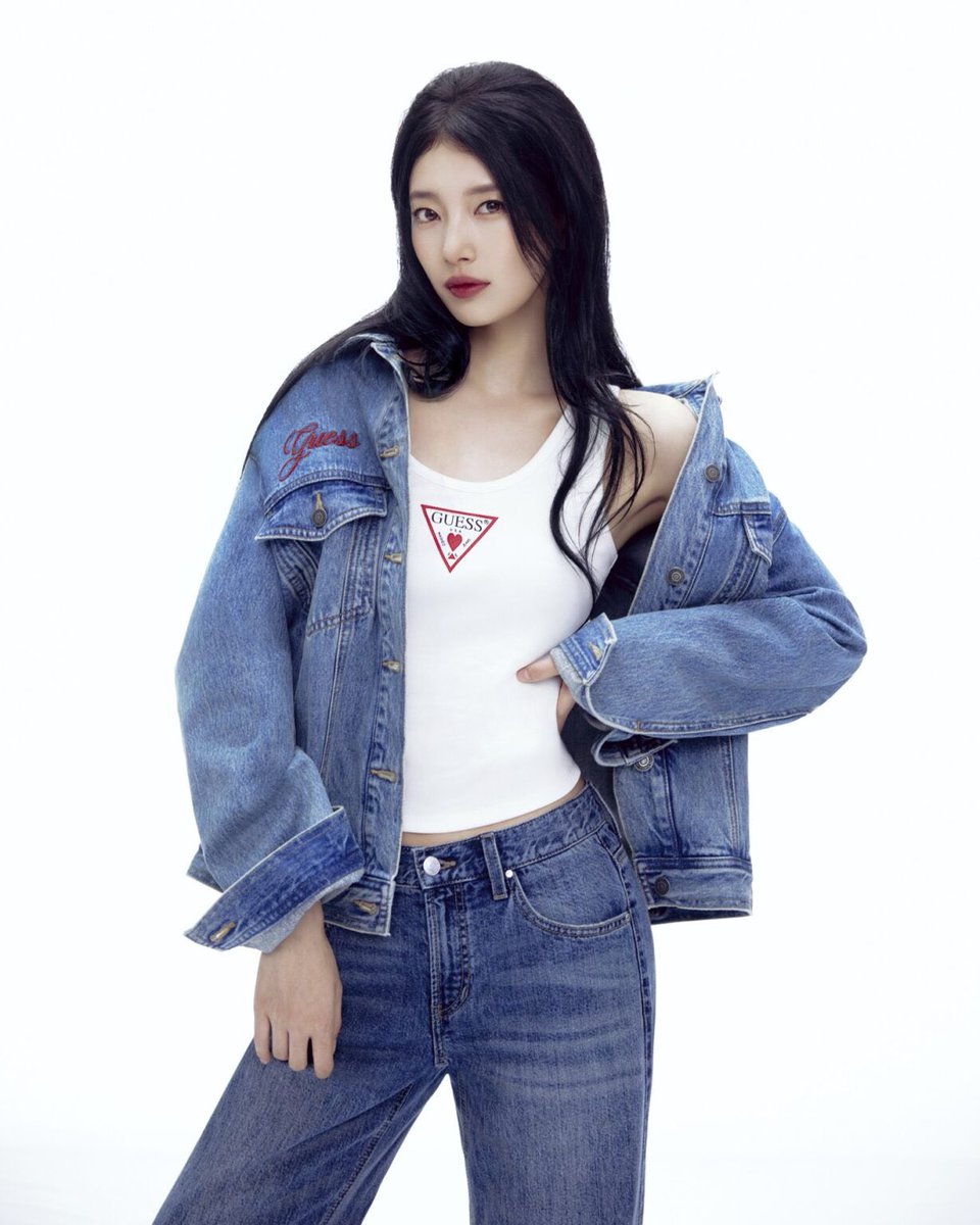 shuzkay's tweet photo. 260818 GUESS 게스
 
GUESS KOREA will release a ‘special project’ and campaign to commemorate the 10th anniversary with brand muse SUZY. 

Special edition ‘OH MY SZ’ graphic denim jacket for SUZY will also be released, a tribute made to celebrate GUESS x SUZY. 

#SUZY #수지 #GUESS https://t.co/8SCOhcV6ox
