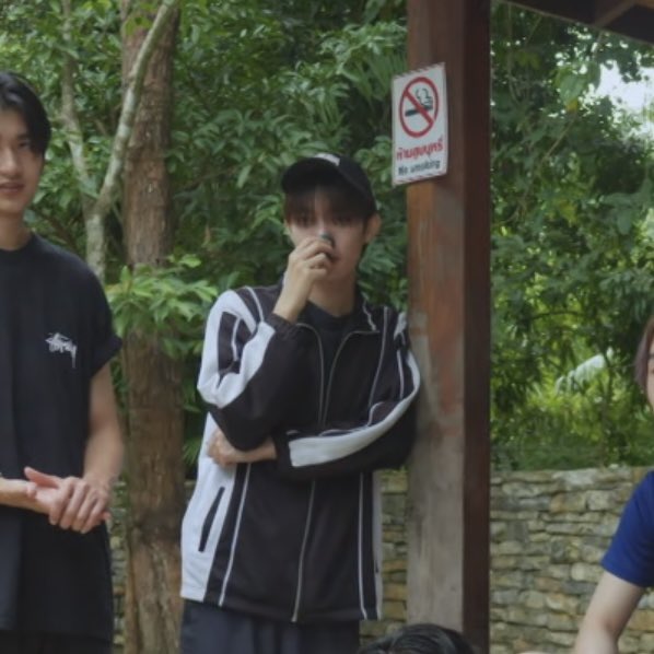 bosstha_9's tweet photo. รีแคปอีพีนี้ด้วย 1 ภาพ

SPARK FOREST #SparkJourneyEP2 https://t.co/D5hCBRkZzr