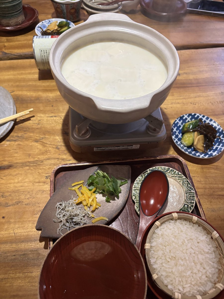 GaGachannel01's tweet photo. お昼のランチ
豆腐御膳 https://t.co/0QyUHEg5SU