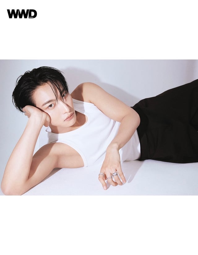 viraltakes's tweet photo. ATEEZ Seonghwa looks handsome for WWD  Magazine's September Issue. https://t.co/TQnWfTJRhP