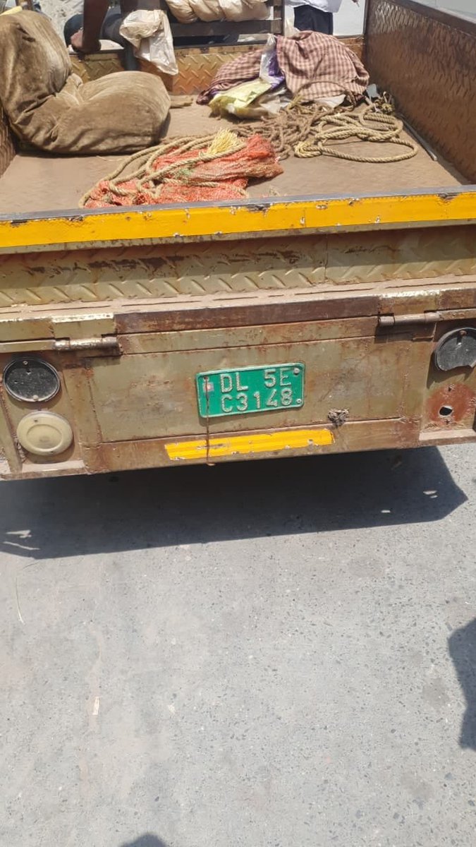 decent_anjum's tweet photo. @dcpouter @DelhiPolice my parents were in car &amp; were suddenly hit by an illegally designed battery rickshaw, we suffered a major damage on the car.On calling 112 &amp; Going to Krishna Nagar,Delhi police station no action was taken nor FIR has been lodged,WHY madam  @gupta_rekha HELP https://t.co/LLYpvEmmeg