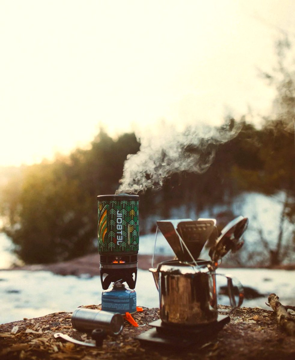 Sebasti54917944's tweet photo. [Camping win: waking up to mountain views, sipping hot coffee, no alarms u0026 just fresh pine air. Pure magic ] https://t.co/XDbnj9Bs0o
